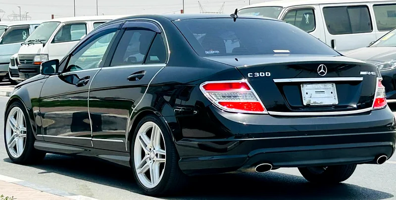 BENZ C300 | 2010 | ONLY | 111271 KM | JAPAN IMPORT | CLEAN TITLE63158338854019114