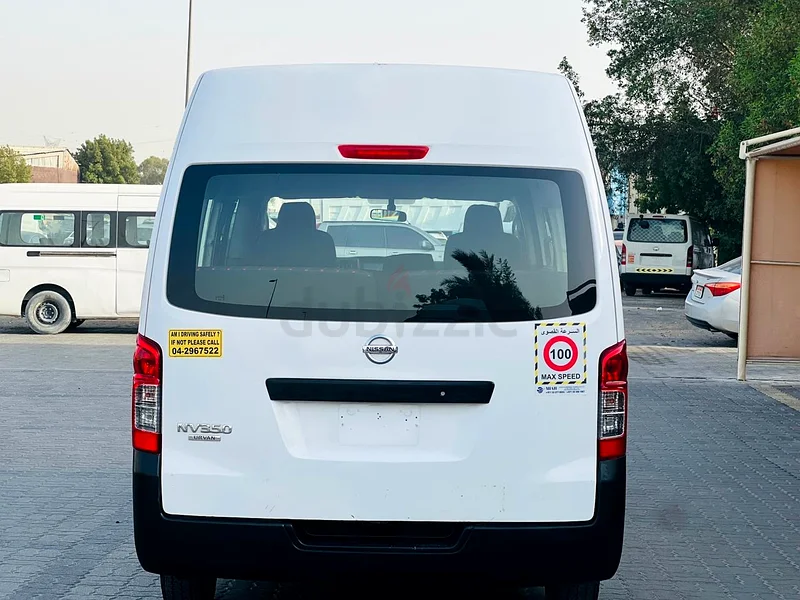 Nissan Urvan 2014 Gcc 15 seats hi roof63166628646401112