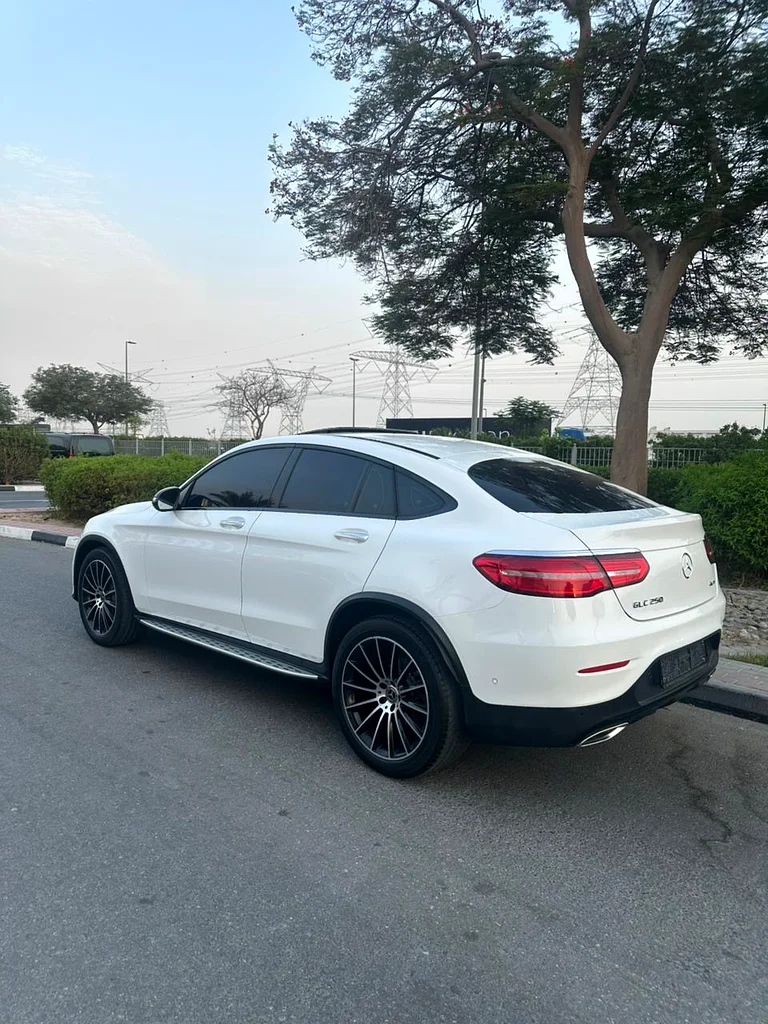مرسيدس بنز جي ال سي كوبيه 250 4 ماتيك بخيار كامل مالك واحد63141656538243111