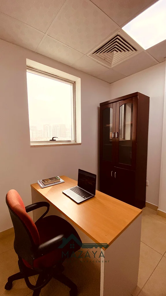 OFFICE FOR RENT 350063165233548418111