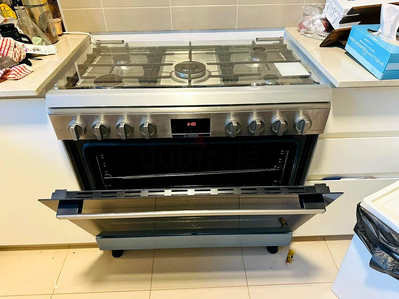 فرن طهي غاز من بوش بخمسة مواقد 90×60 سم63265603256449114