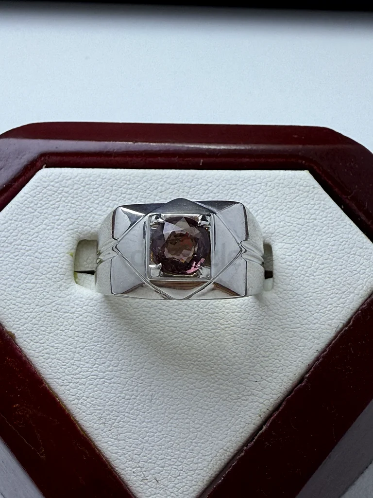 خاتم بحجر تورمالين - Ring with a tourmaline stone63230183358339111