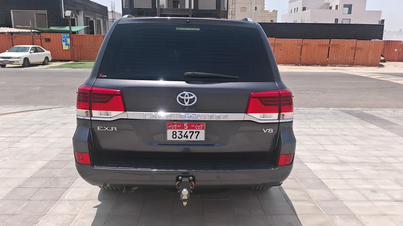 Land Cruiser Station EXR - V8-201763140687658883112