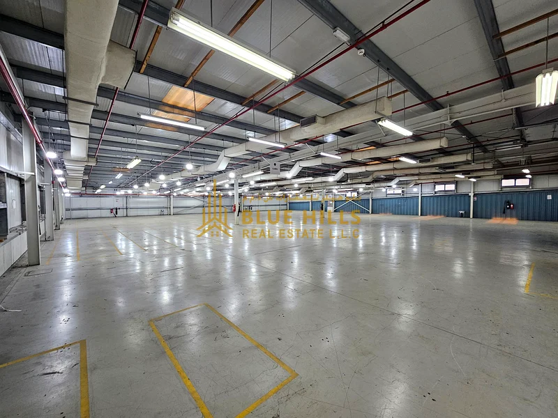 Insulated | Full AC | 350KW | Unloading Bay | Tax Free63165235477889111