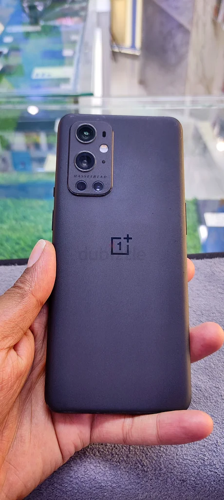 OnePlus Smartphone - Sleek Design  Powerful Performance! 8gb ram storage 128gb , all original phone63181317732867113