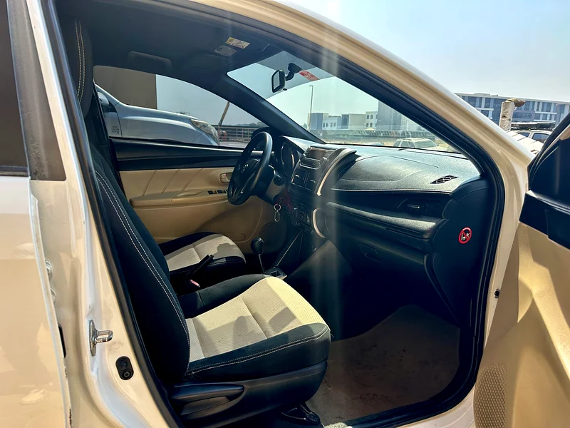 TOYOTA YARIS63147688183681112