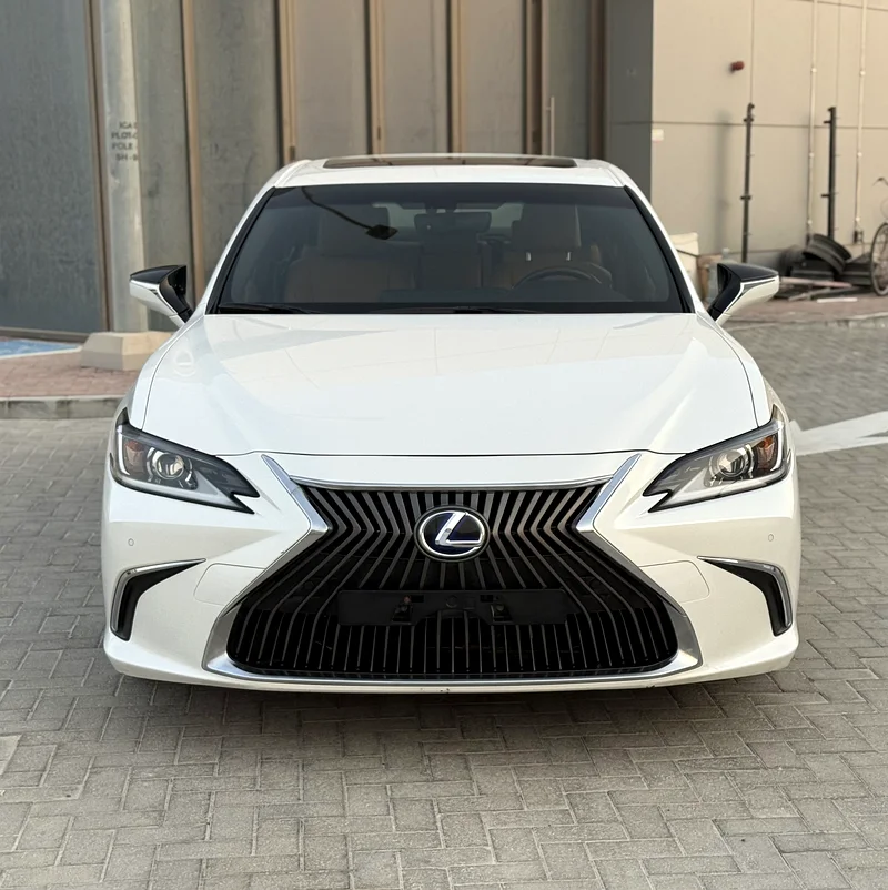 2020 Lexus ES300h GCC in perfect condition original paint63169917892225111