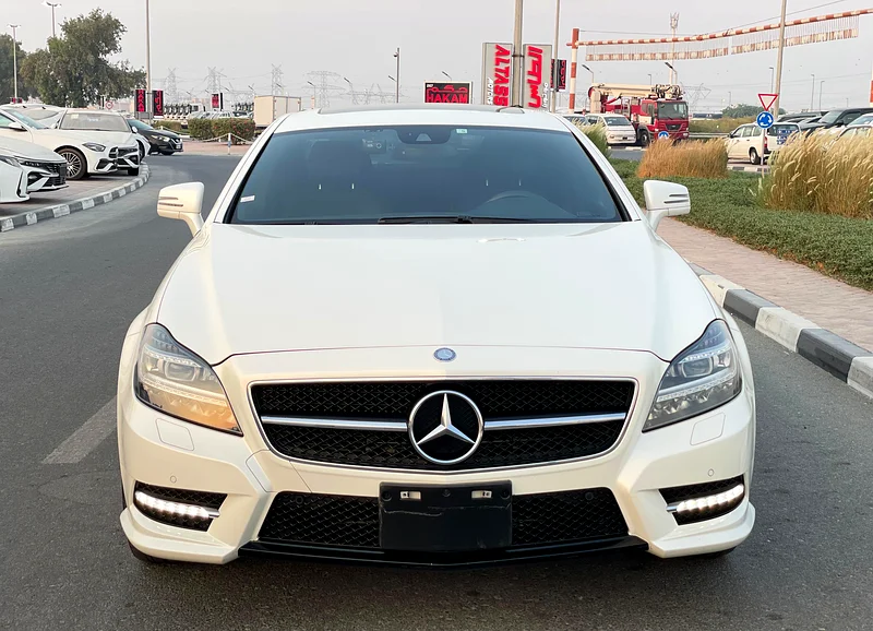 2012  -  CLS350  -  حزمة AMG  -  حالة ممتازة  -  كيلومترات قليلة63164313779074111