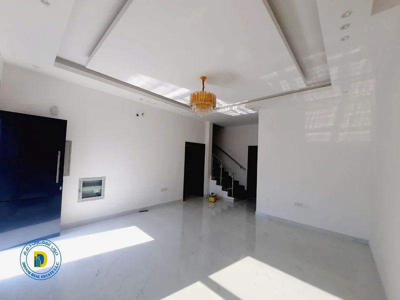 For sale, a 3-bedroom villa, in a prime location in Al Helio 2. The price includes registration and63186740326401114