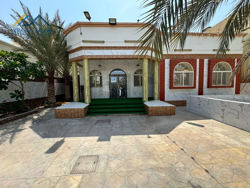 فيلا سكنية للإيجار في شارع مكة، الروضة 2، المساحة 6400 قدم مربع63722723775875113