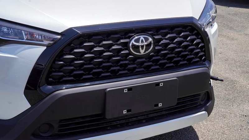 DUBAI REGISTRATION  
2025 TOYOTA COROLLA CROSS 2.0L ELITE PLUS - FULL OPTIONS63402408820226114
