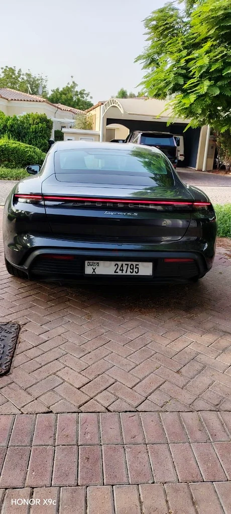 Porsche Taycan 4S from its owners63150479015042111