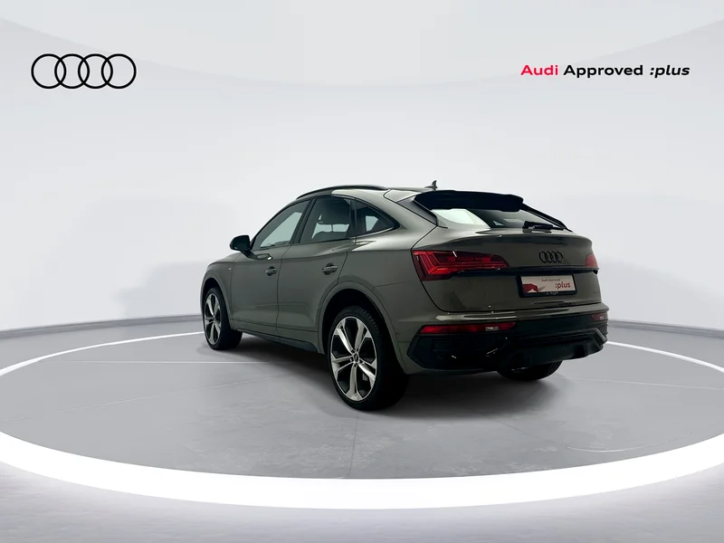 Q5 Sportback S line 45 TFSI quattro 249h (Ref# 044136)63148163029379111