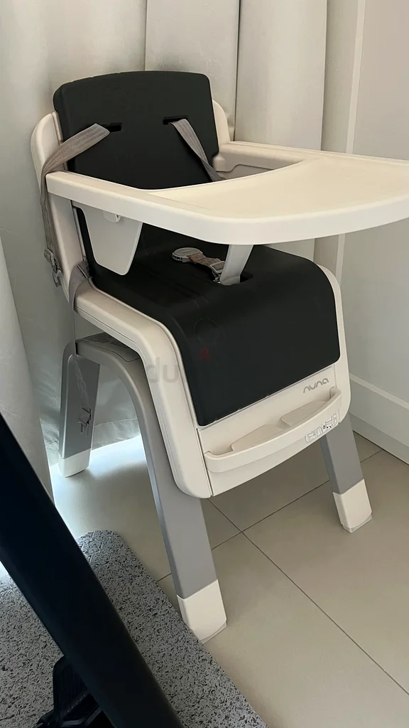 كرسي نونا المرتفع - حل أنيق وآمن للتغذية لطفلك!63177596235778111