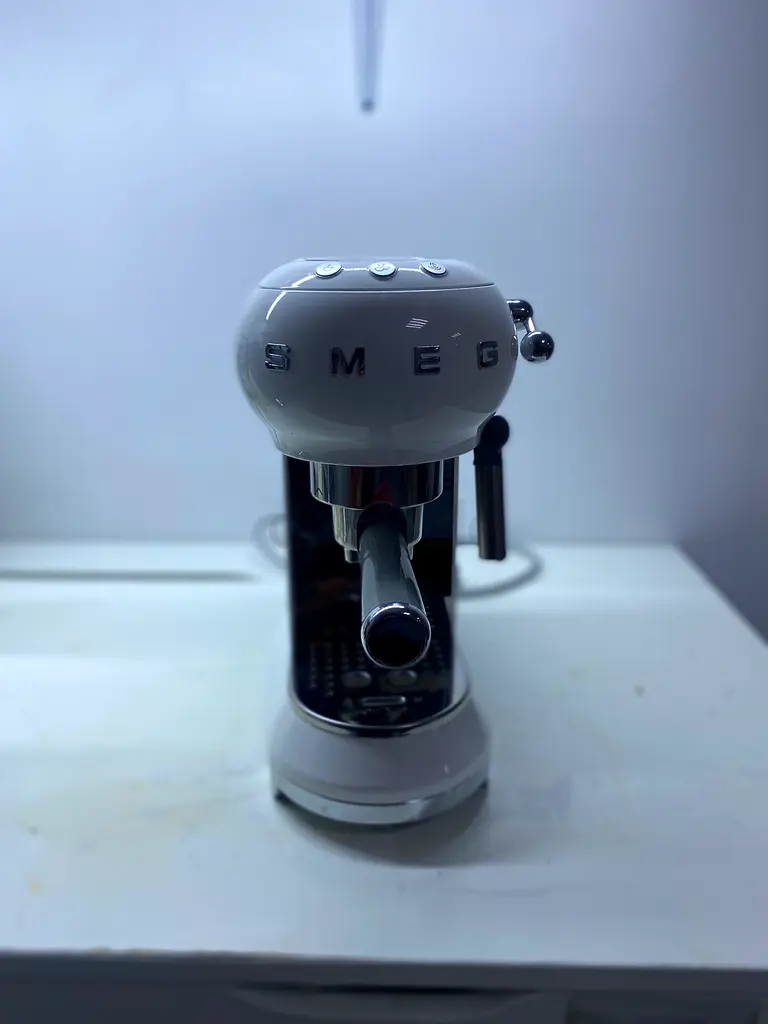 Smeg ECF01 coffee machine