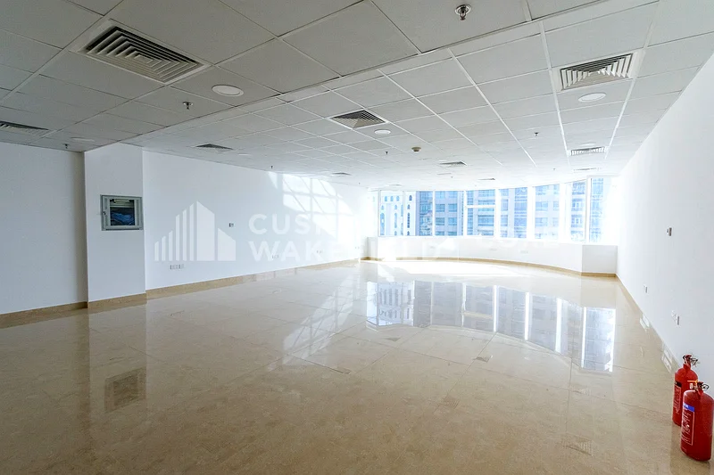 مستأجر | طابق كامل | مكتب مجهز | DMCC63186215732097111