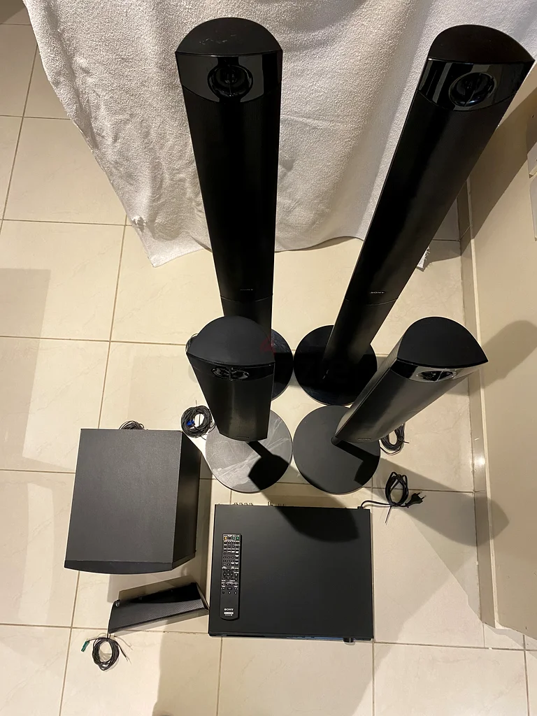 Home theater system63264094456835114