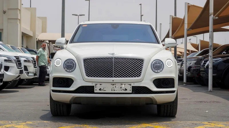 Bentley Bentayga, Gulf, original paint, original checks, in excellent condition63174304334594112