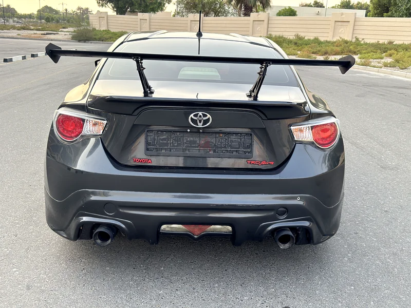 تويوتا 86 أوتوماتيكية للبيع63148168531075114
