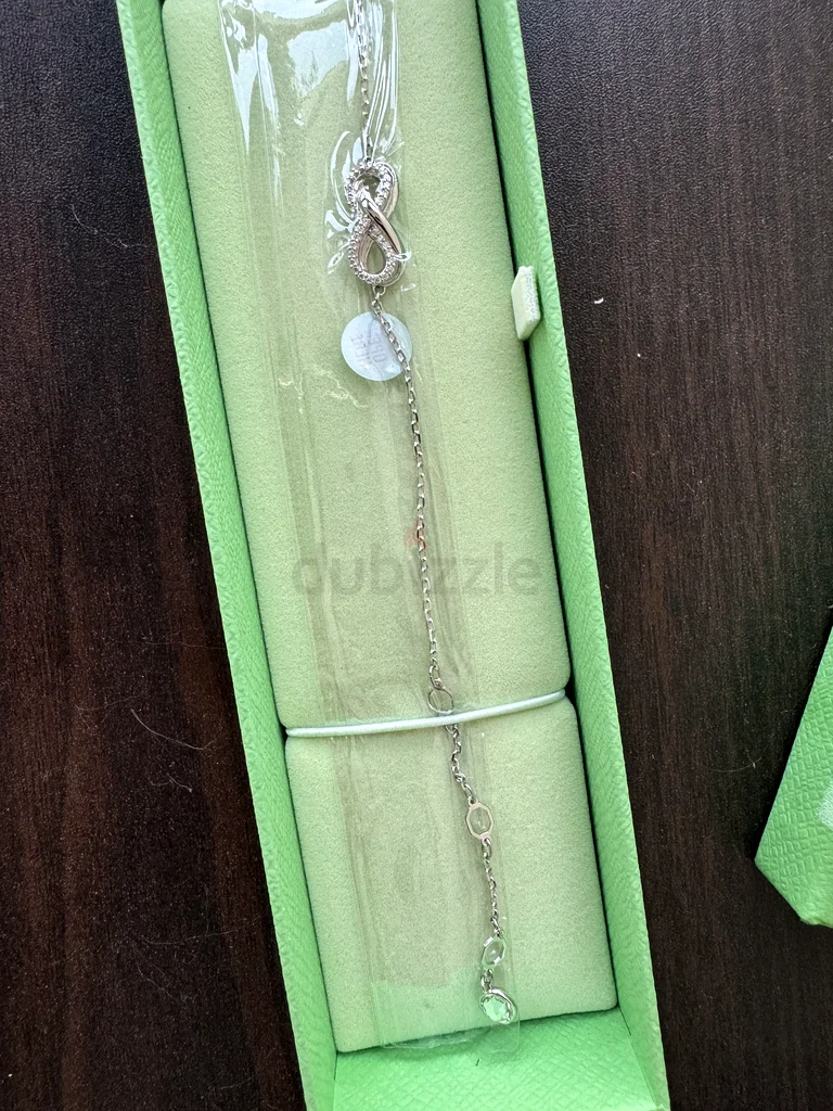أسواره Swarovski جديدة63173511203201112