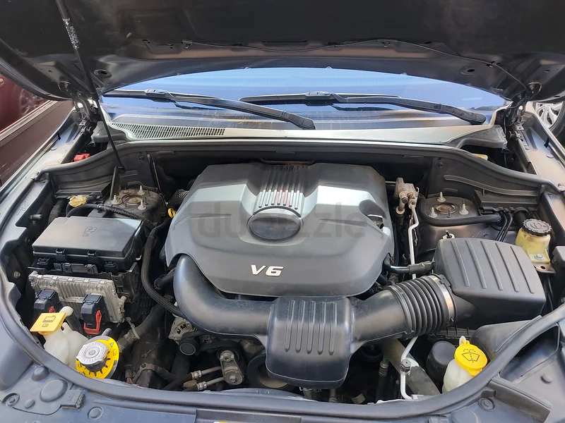 2014 Model Jeep Grand Cherokee Limited 3.6 L | No Accident | GCC Specifications | Company service63152287699331112
