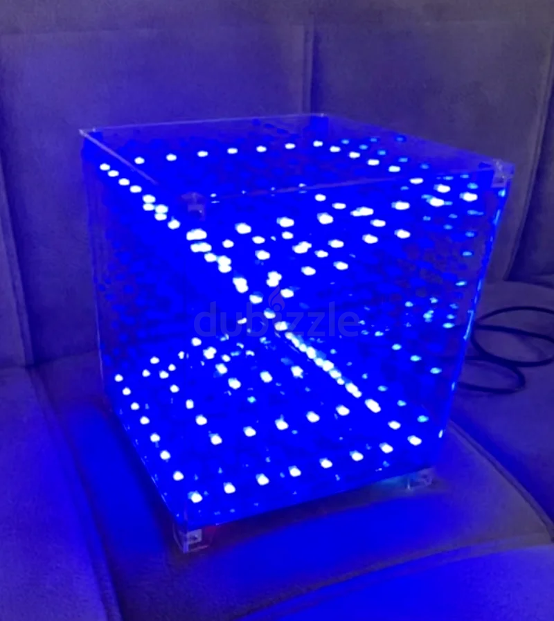 iCubeSmart 3D LED Cube 8x8x8 - BLUE - Fully Assembled with Protective Case – Like New63226270214402113