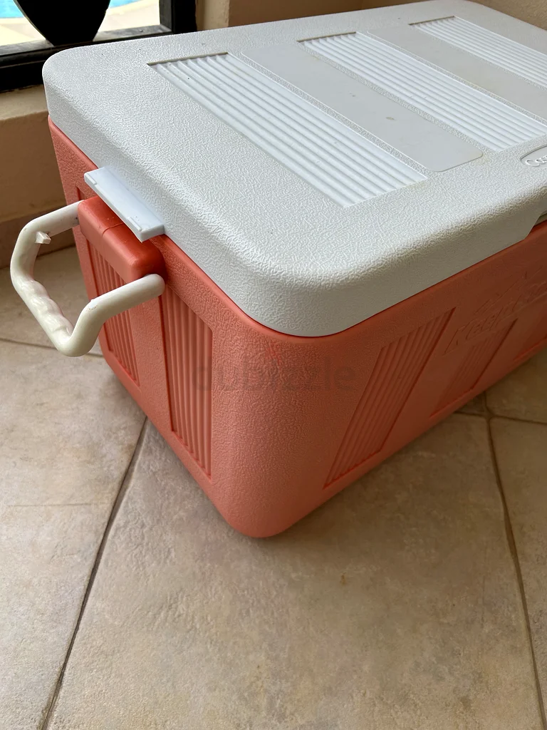 Camping cooler63169933298177111