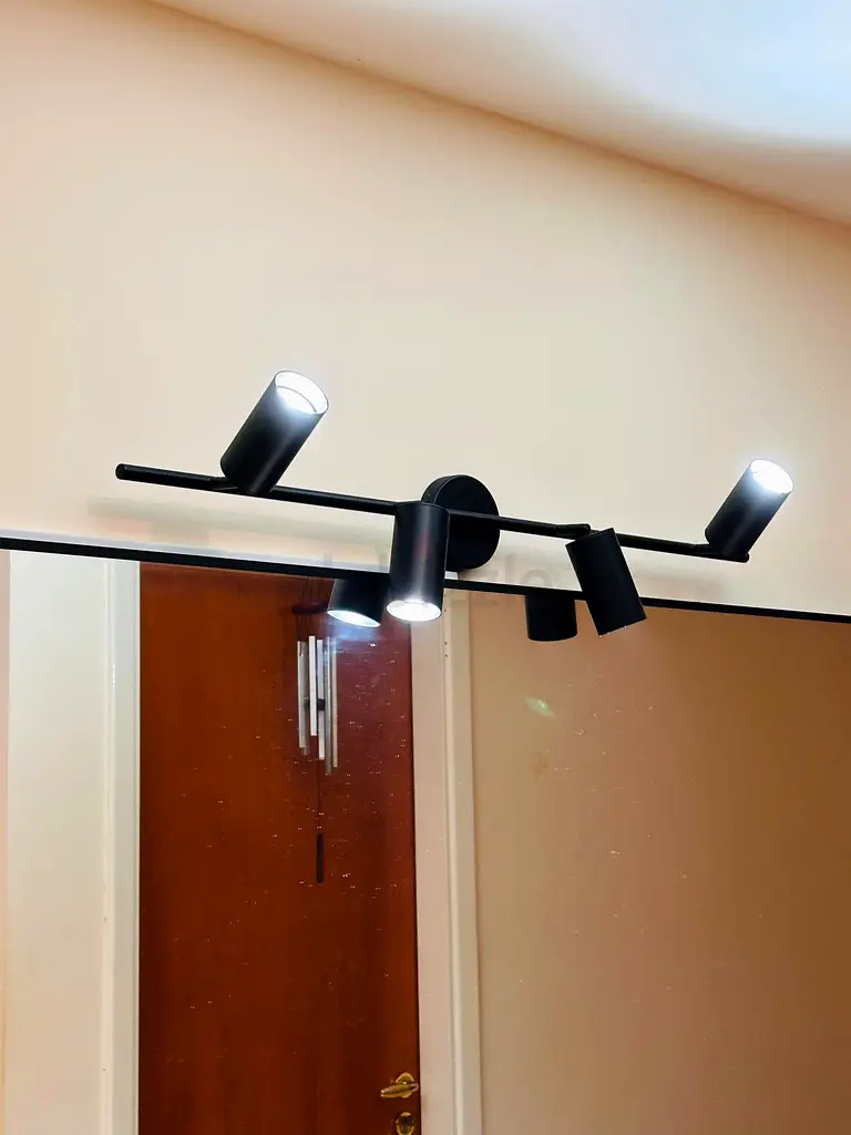 Sleek and Stylish Modern Ceiling Light Fixture