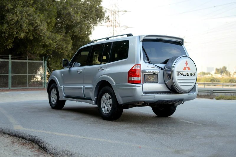 2005 | Mitsubishi Pajero GLS | GCC Specs | REF# M0961463225696787969114