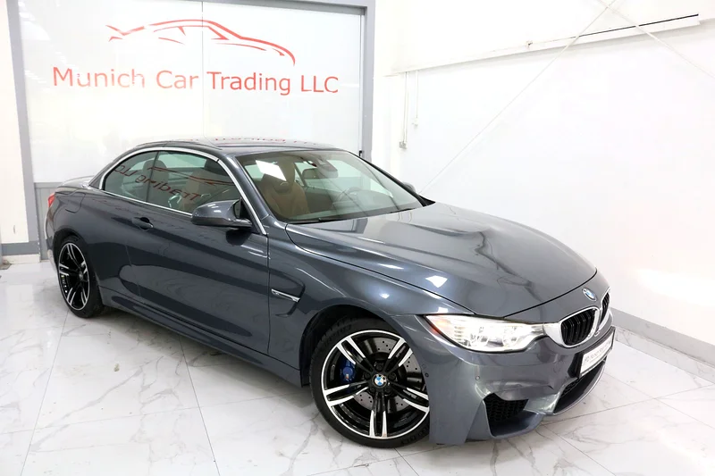 BMW M4 Convertible GCC with Warranty63230141782657111