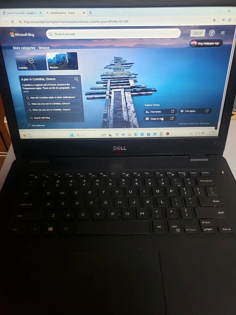 Dell Laptop63256602447618110