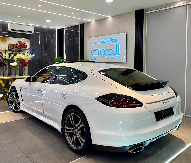 PLATINUM PORSCHE PANAMERA  V8 ||  FULLY LOADED || GCC || ACCIDENTS FREE || AMAZING CONDITION63169916165761113
