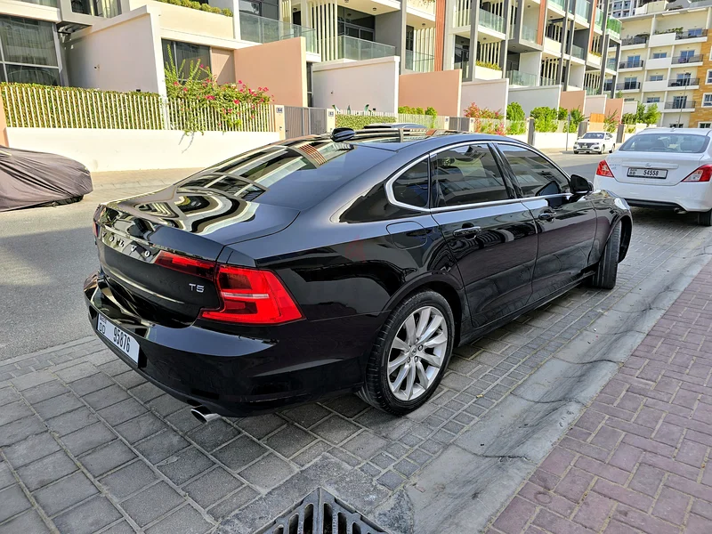 Clean car GCC, AUTOPILOT, full options, URGENT, PRICED TO SELL63221824385025112
