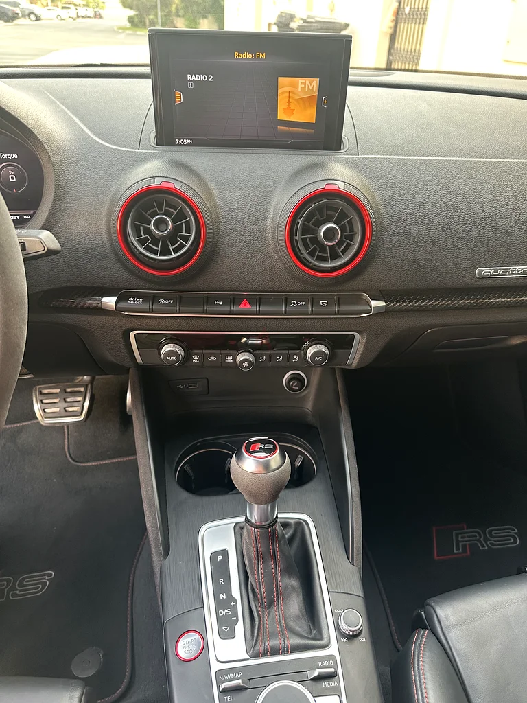 أودي RS3 بحالة ممتازة63171746374275112