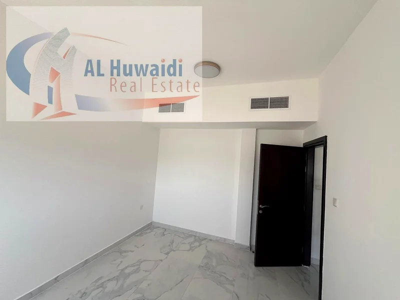 For sale building in Al Jurf Industrial 363184211835394114