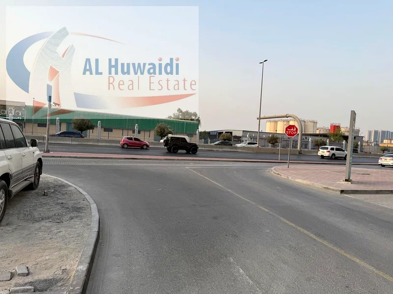 للبيع مبنى في الرشيدية 1، الشارع الرئيسي63196120392449113