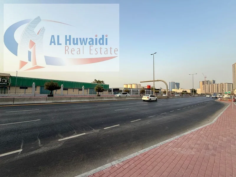 للبيع مبنى في الرشيدية 1، الشارع الرئيسي63196120392449112