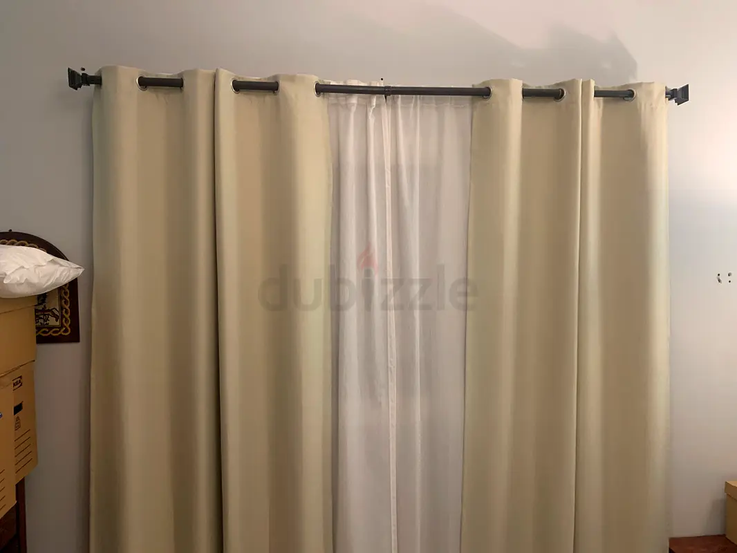 Cortinas elegantes color crema de Marina Home