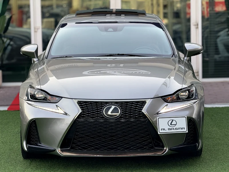 لكزس IS350 F-SPORT63149581262338112