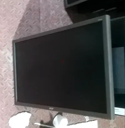24inc Acer Nerrow Bezel Full HD LED Monitor With DP+VGA Port  Hidrolic Stand Also Model No B246HL
