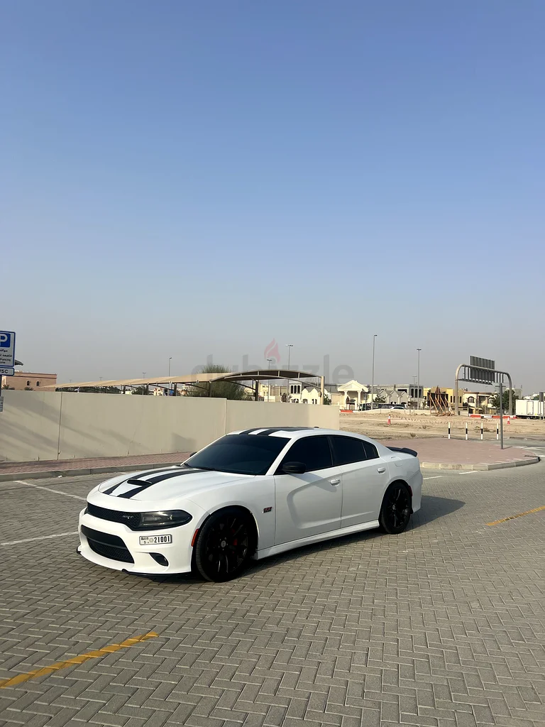 Dodge Charger SRT 2016 – First Owner63153704721793111