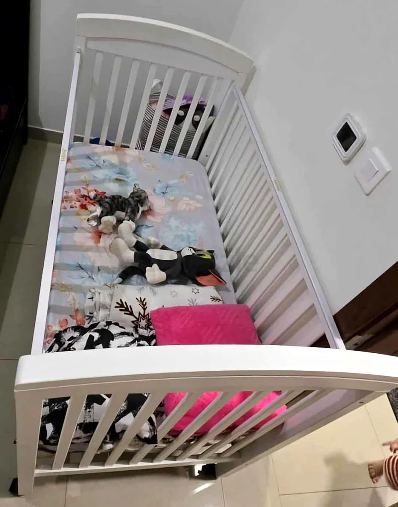 Cot crib63206393704449111