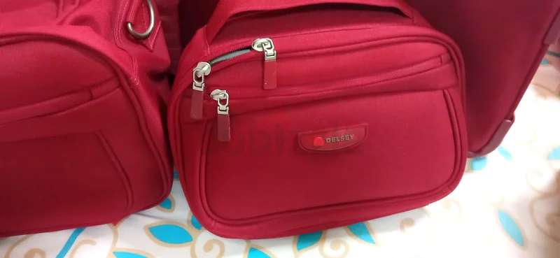 Travelling Suitcase63233127919363111