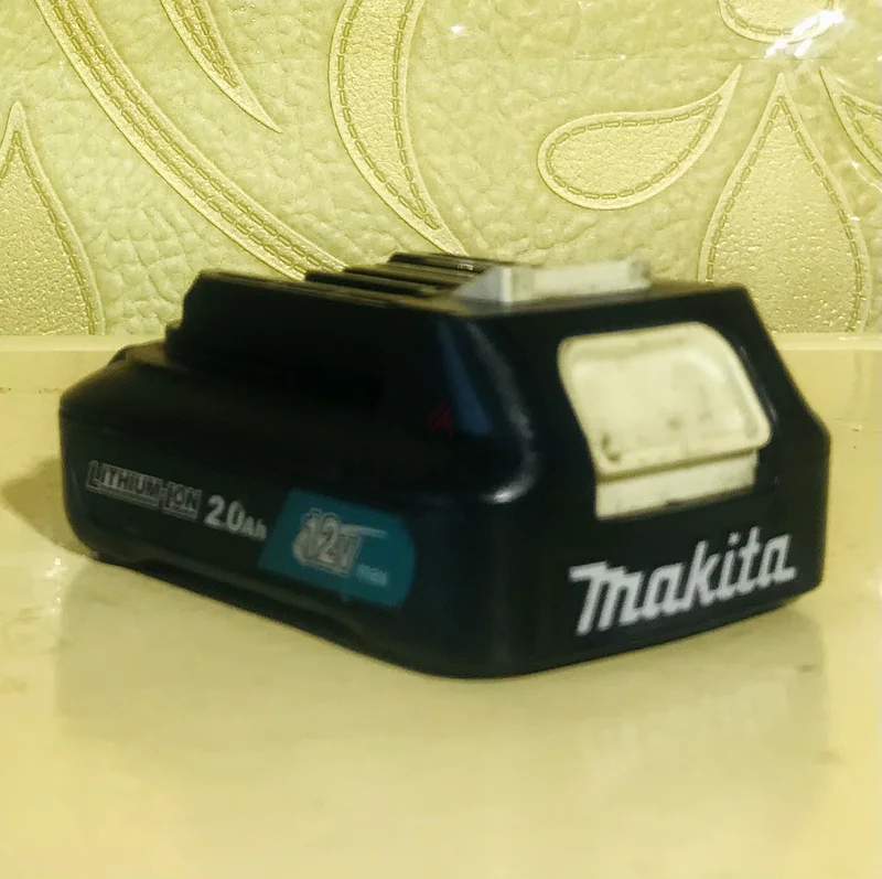 بطارية MAKITA 12 فولت / 2.0 أمبير في الساعة63260219422081111