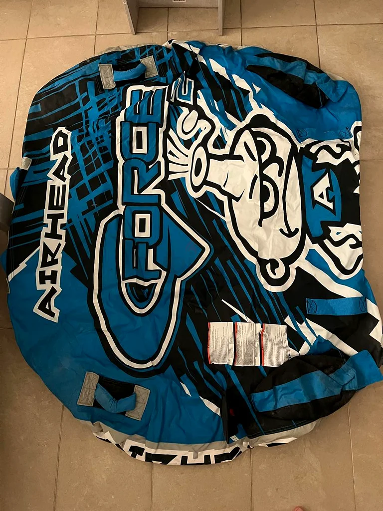Airhead inflatable (donut) + pump + rope63241653869186116