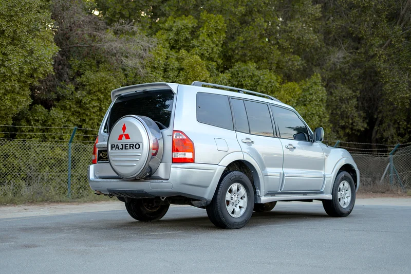 2005 | Mitsubishi Pajero GLS | GCC Specs | REF# M0961463225696787969113