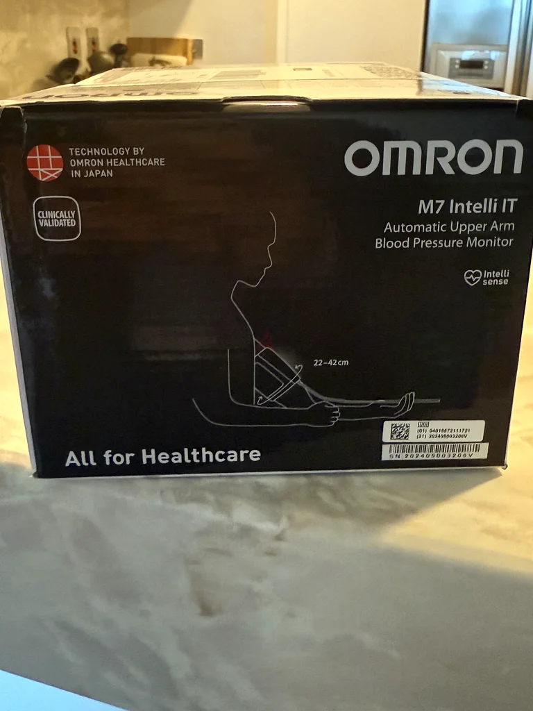 Omron M7 Intelligent Blood Pressure Monitor for Accurate Readings63262387844866112