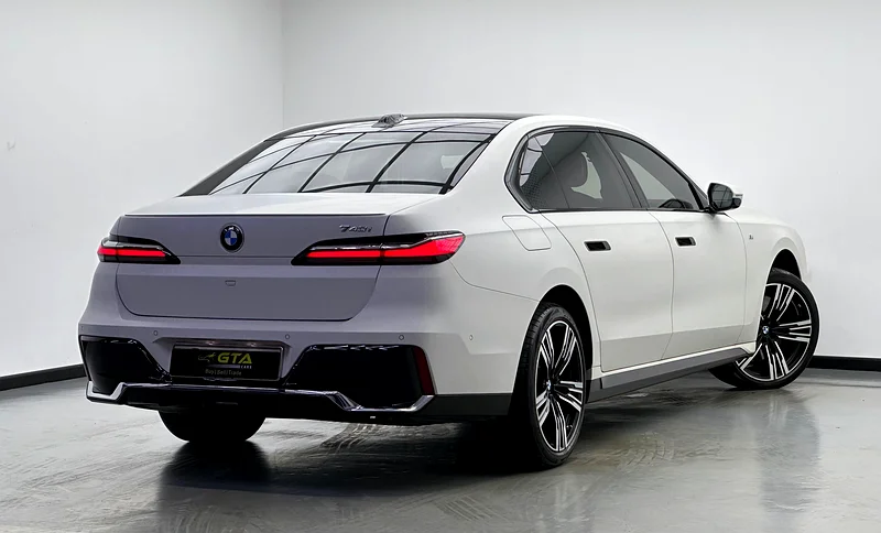 2024 BMW 740i M-Kit, Agency Full Warranty, Agency Full Service History, Agency Service Contract, GCC63158800558209113