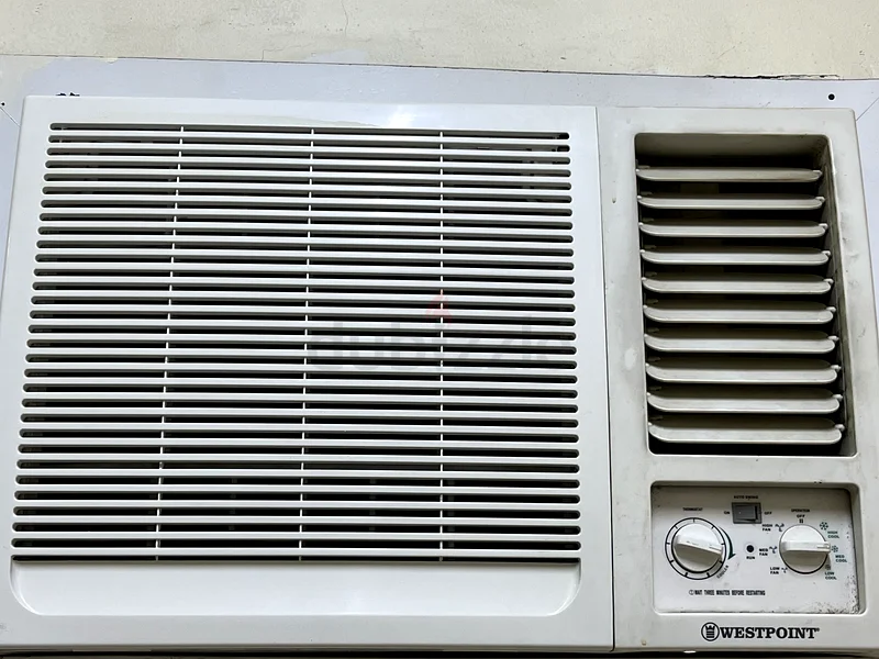 2 window ac for sale 2 ton got warranty  in abu dhabi632472477059871128