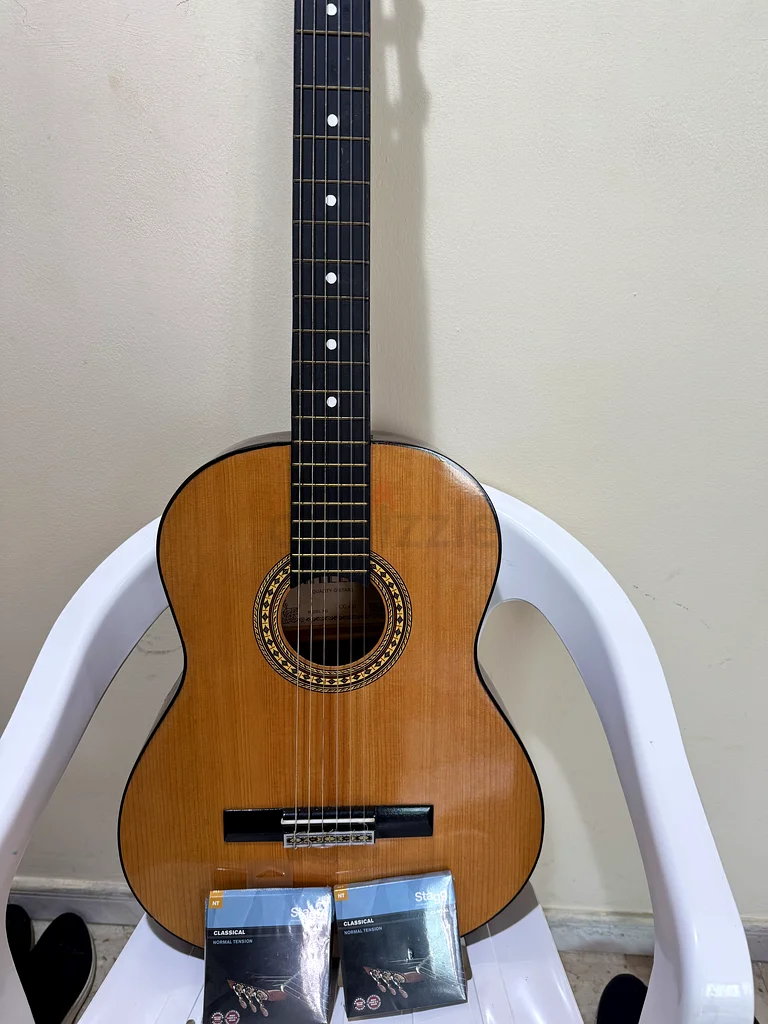 Wooden guitar63229683886211111